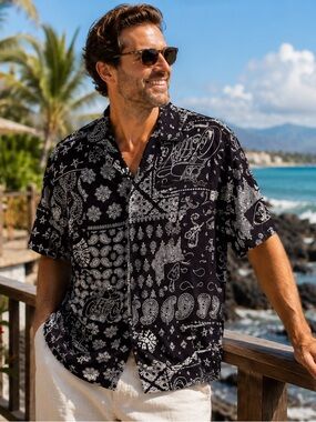 No Boundaries Black and White Bandana Print Short-Sleeve Button-Down Shirt